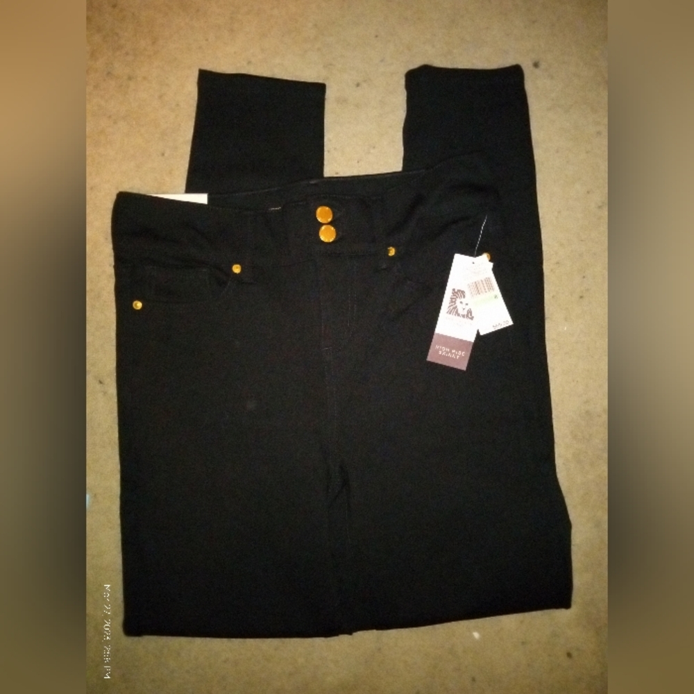 Ladies Anne Klein High Rise Skinny